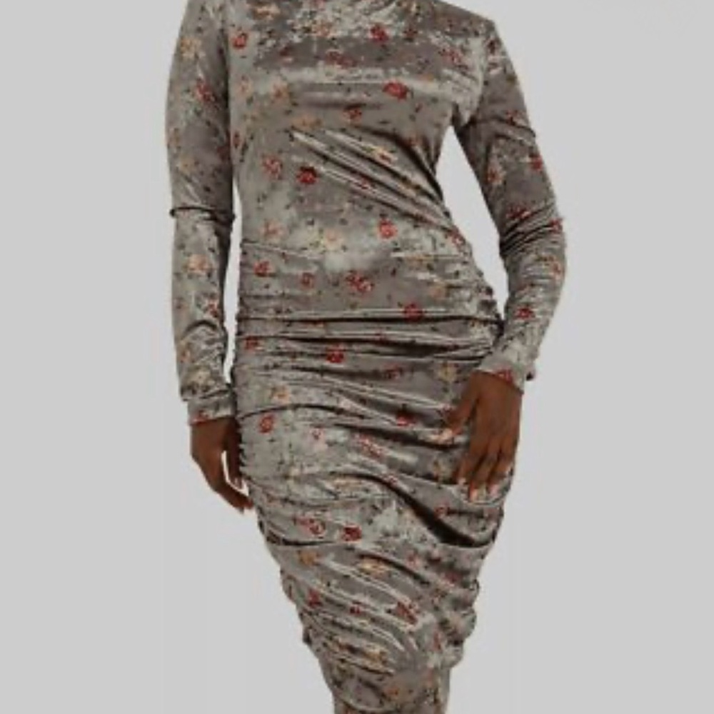 Guess Women’s Gray Floral Print Velvet Long Sleeve Bodycon Dress